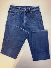Load image into Gallery viewer, Size 32x36 American Eagle Pants
