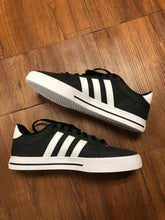 Load image into Gallery viewer, Brand New Men&#39;s Adidas Daily 3.0 Sneakers Size 10.5