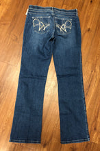 Load image into Gallery viewer, Size 11/12 Wrangler Jeans