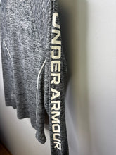 Load image into Gallery viewer, womens Size S under armour Shirt