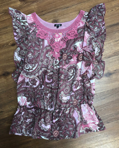 Size M Apt 9 Shirt