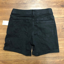 Load image into Gallery viewer, Womens Size 6 old navy Shorts