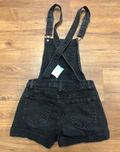 Load image into Gallery viewer, Size XS Wallflower Shorts