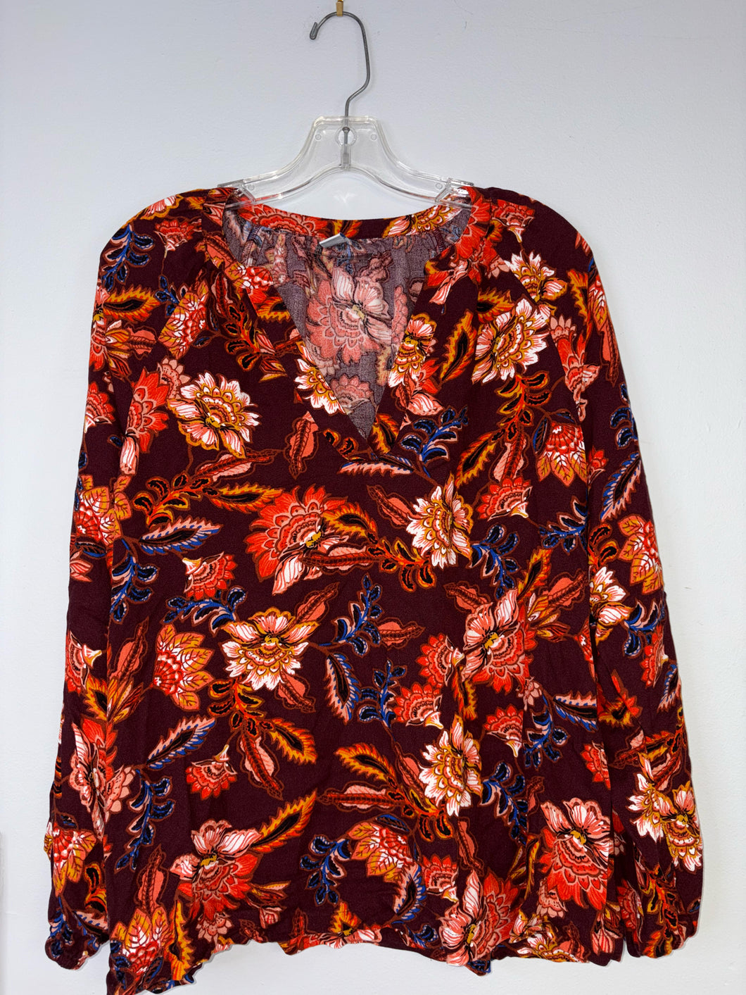 Size M old navy Sweater