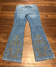 Load image into Gallery viewer, Size 10 Jeans IDYLLWIND fueld by Miranda Lambert, Rebel 32 length