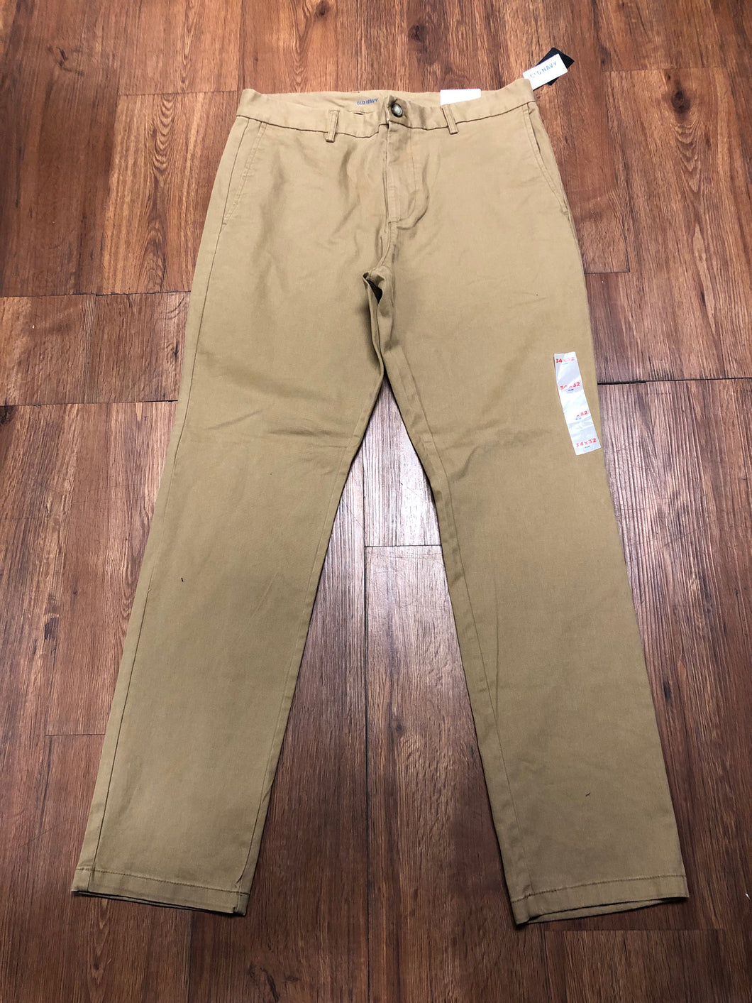 BNWT Men's Size 34x32 Old Navy Pants