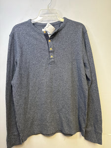 mens Size M shirt