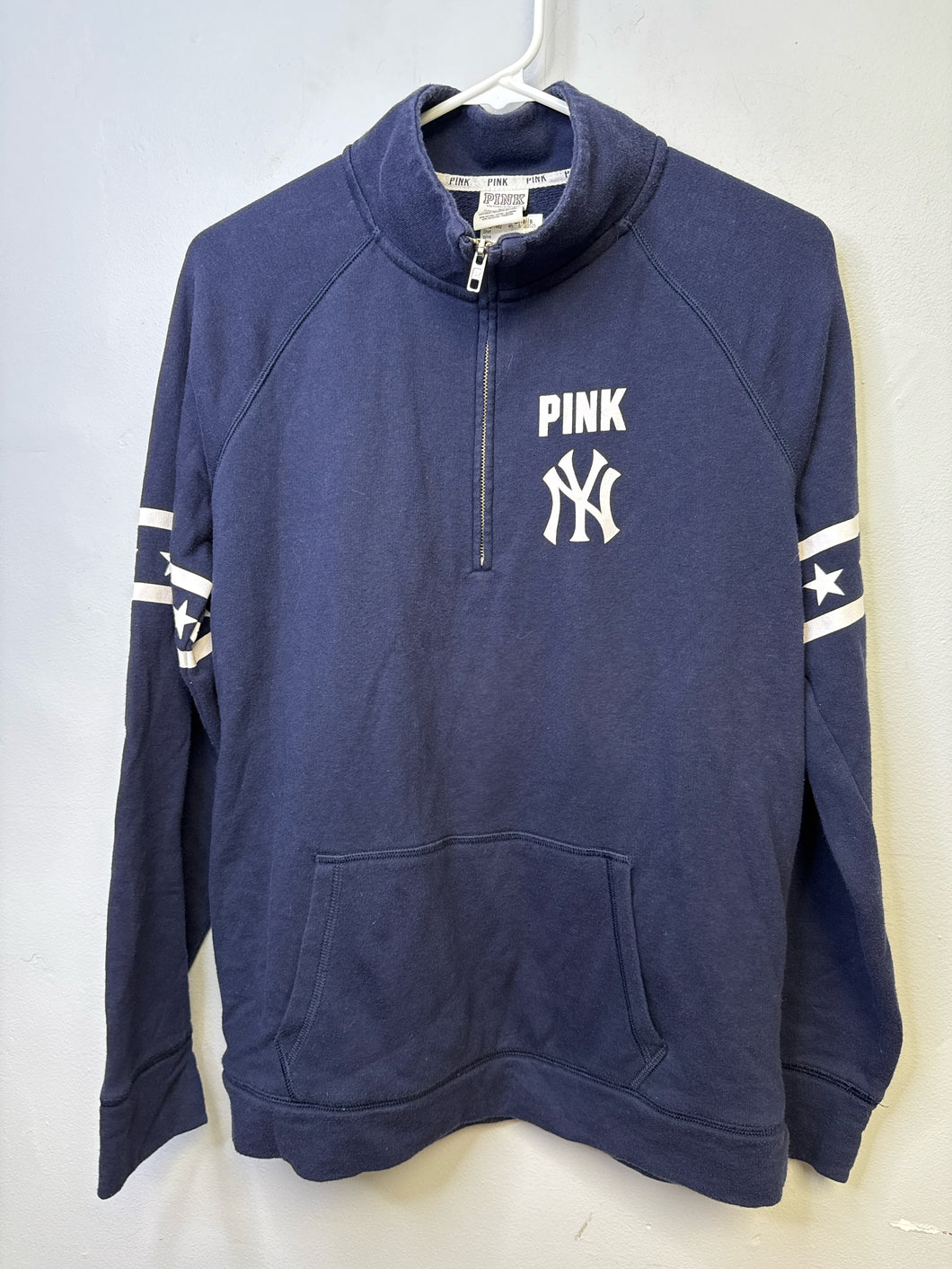 Size L pink Yankees pullover