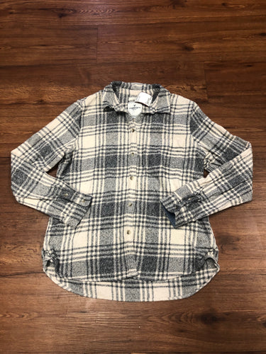 Women's Size M American Eagle Slim Fit Flannel