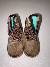 Load image into Gallery viewer, NWT Infant Little Stompers Savanna size 2 Ariat Boots