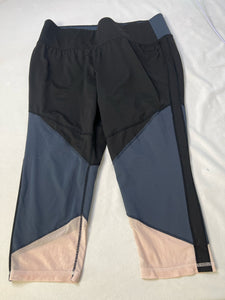 Size 18/20 Livi action leggings