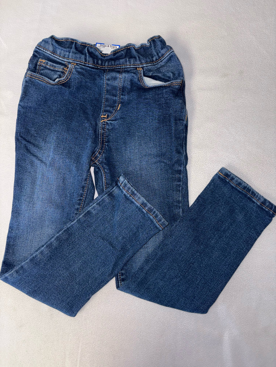 Girls 6/7 old navy Jeans
