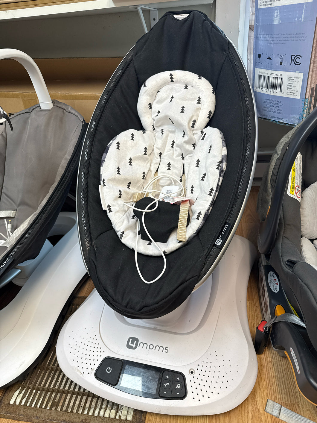 4 Moms PICK UP ONLY