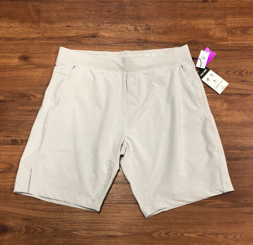Size XL Mens bnwt Kenneth Cole active tech Shorts