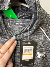 Load image into Gallery viewer, womens Size S under armour Shirt