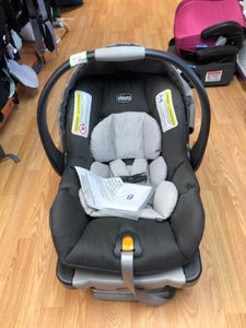 Chicco Carseat
