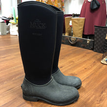 Load image into Gallery viewer, muck 10 shoes