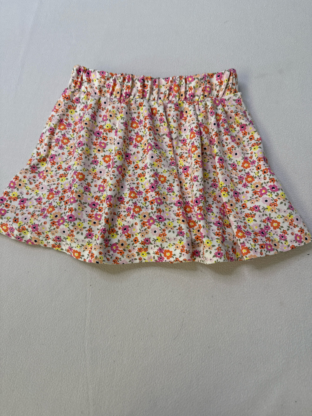 Girls 2T Between Shorts