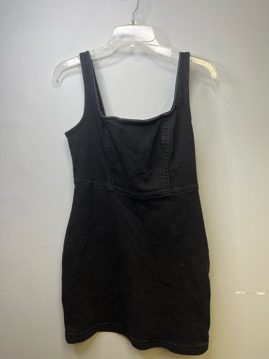 Size M Hollister Dress Bnwt