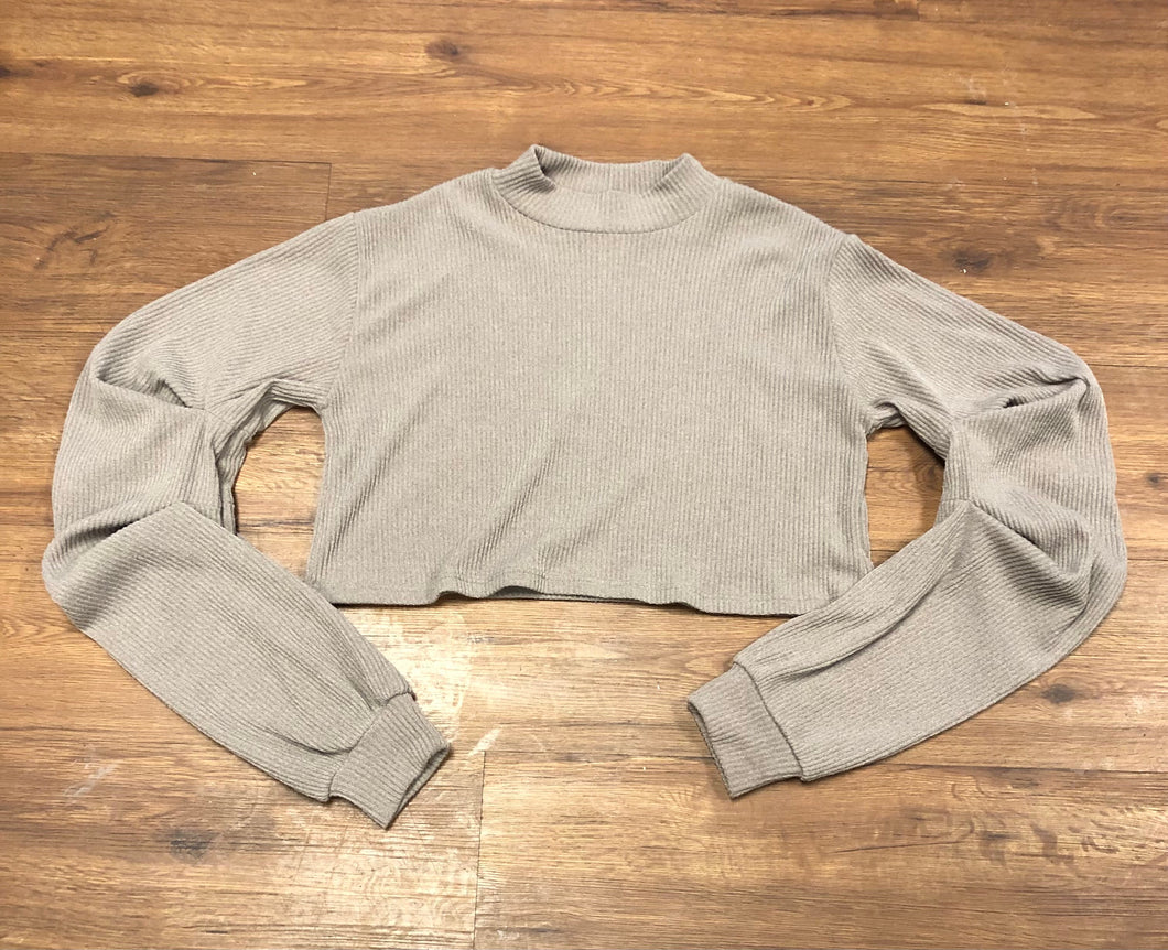 womens Size M crop Sweater