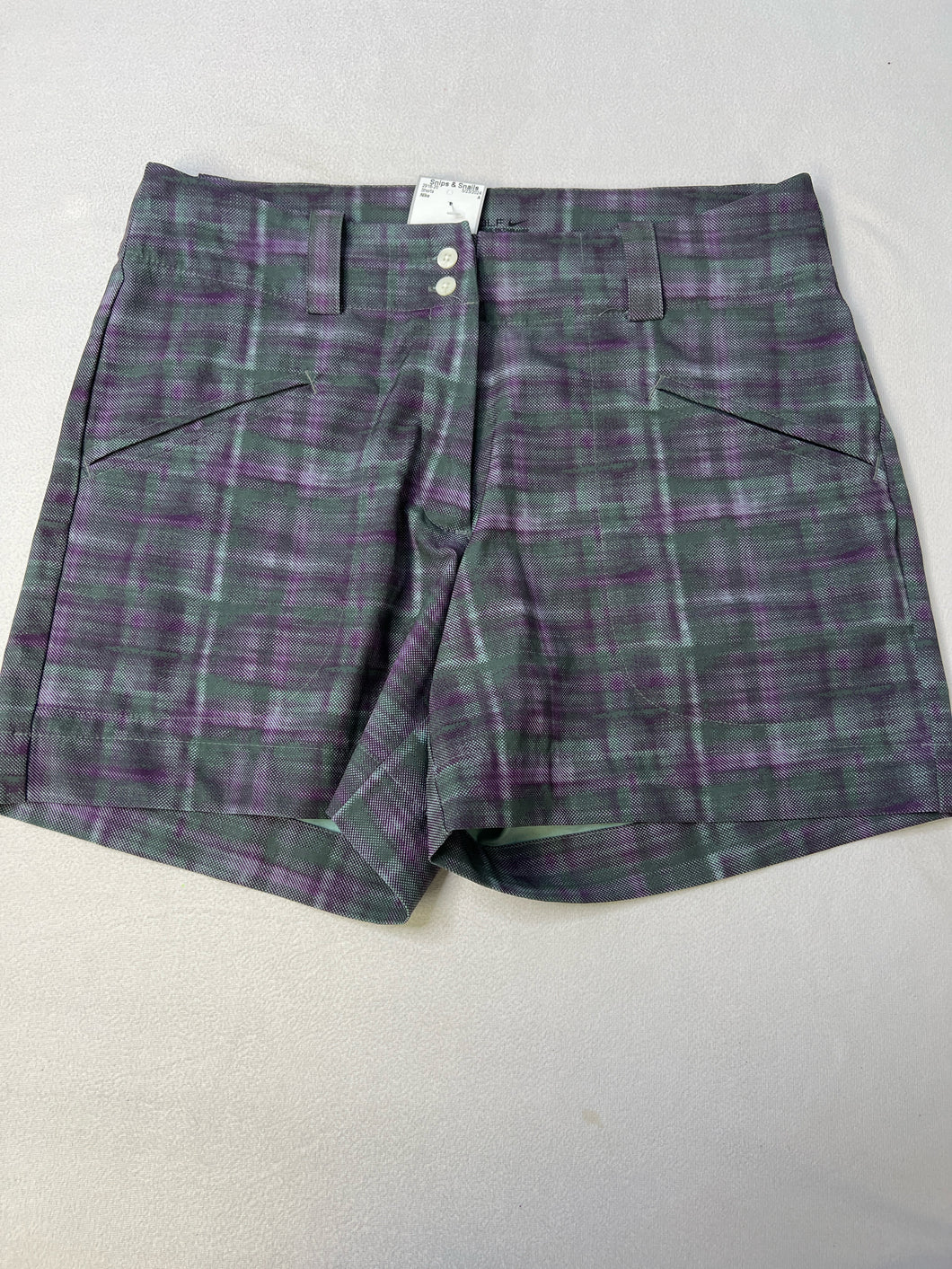 Womens Size 4 Nike Golf Shorts