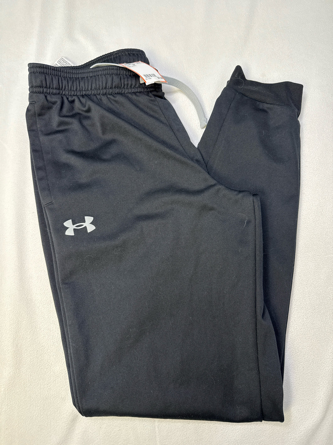 youth xl  under armour jogger Pants