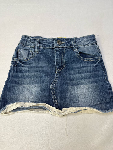 girls 6 mudd Skort