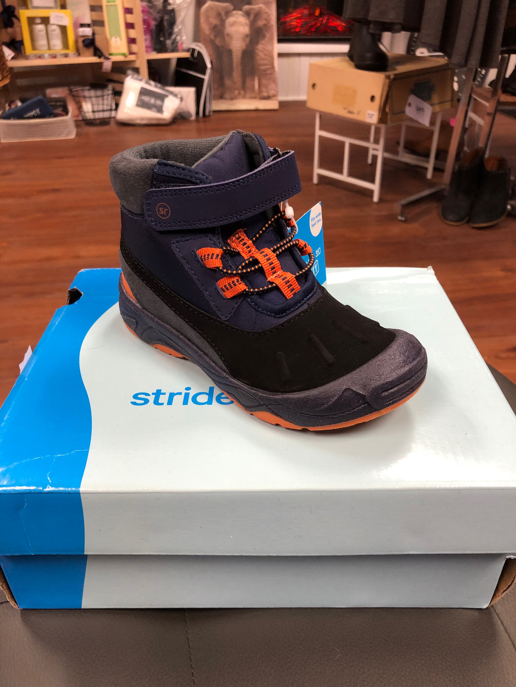 10 stride rite Shoes