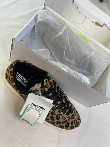 BNWT Womens Tretorn Size 8.5 Leopard Print shoes