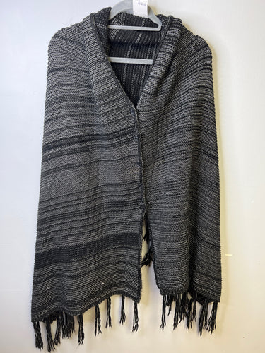 Size Lularoe Shawl one size