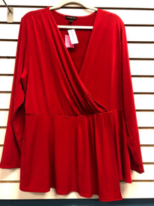 Size 18/20 Layne Bryant bnwt red tunic