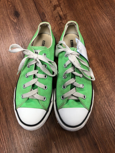 Youth Size 2 Converse Shoes