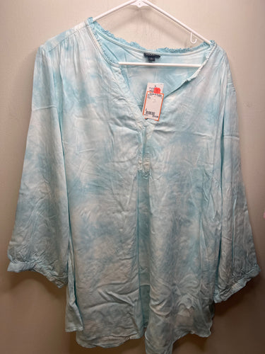 Womens Size 2 Torrid Shirt bnwt