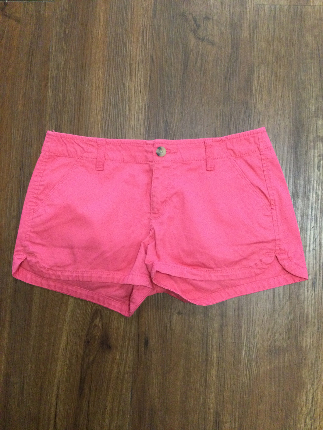 womens Size 7 Arizona Shorts pink