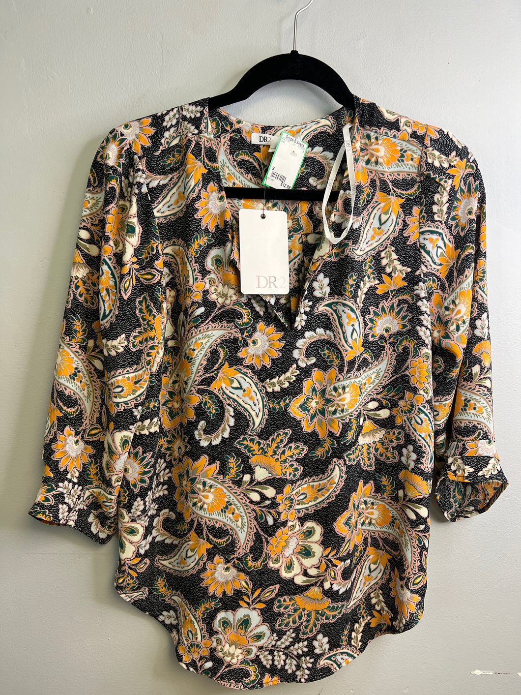 Womens Size S Shirt