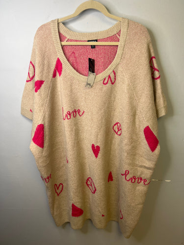 Size 6 Torrid bnwt valentines sweater