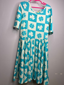 Girls size 8-10 dot dot smile Dress