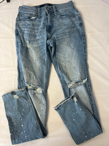 Size 28x30 Hollister jeans