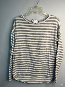 Womens Size M Gap Shirt