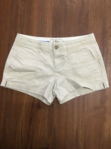 womens Size 6 old navy Shorts