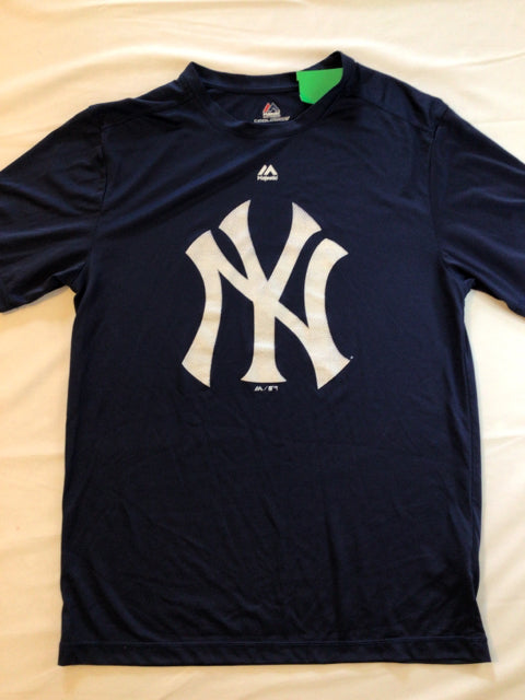 Mens Size M blue New York Yankees shirt