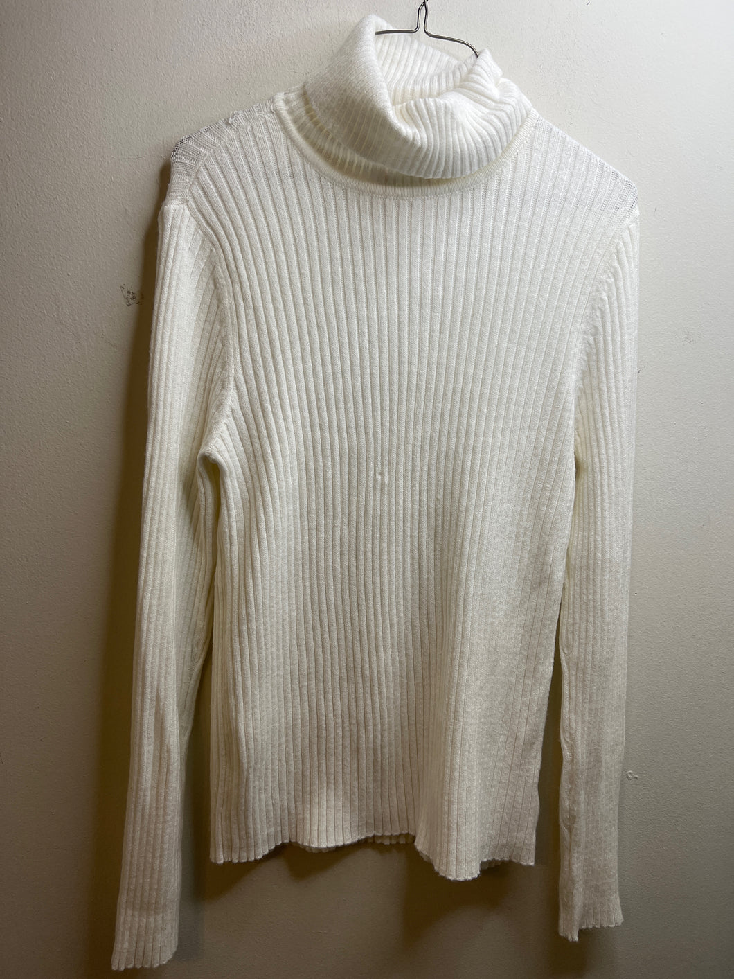 Womens Size L Express White Turtle Neck Shirt