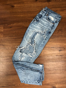 Size 8 AE distressed Tom Girl Pants