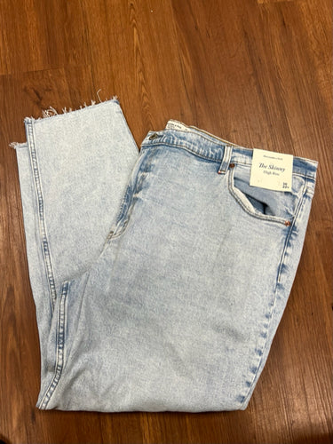 womens  bnwt Size 22 hi rise  skinny Abercrombie Pants