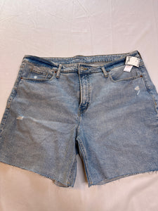 Womens BNWT Size 18 old navy Shorts