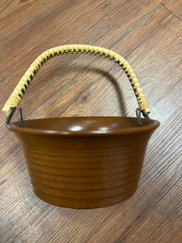 Home Decor --ceramin bowl with handle