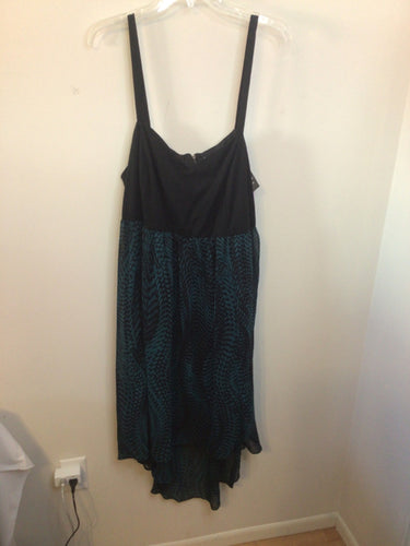 Womens Torrid Size 22 Dress bnwt
