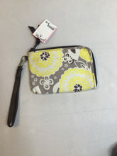 Load image into Gallery viewer, Thirty one floral wallet